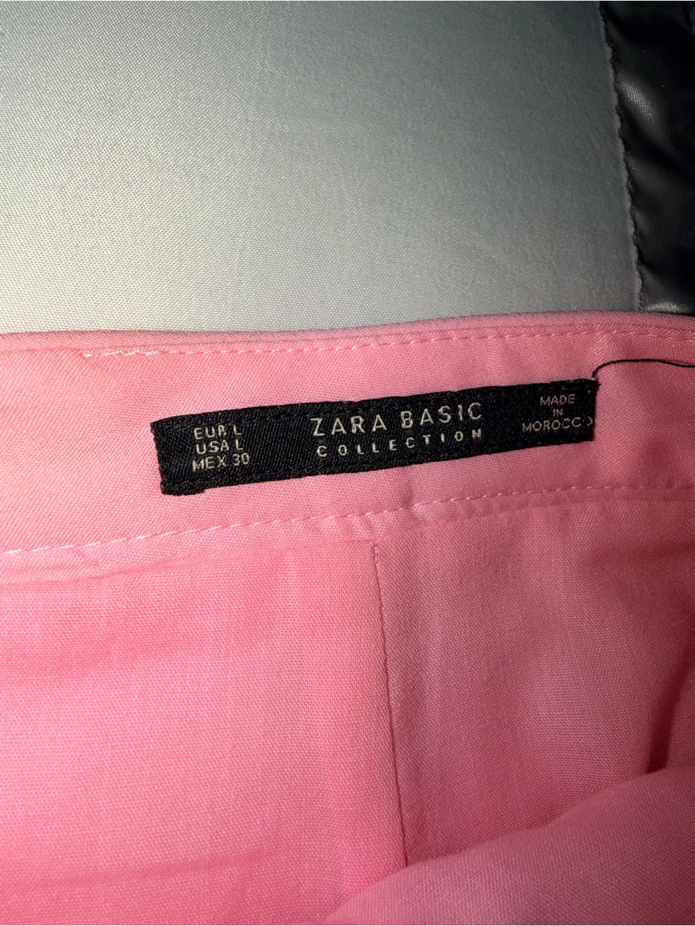Zara Pink Mini Skirt with Silver Zippers - Picture 4 of 4